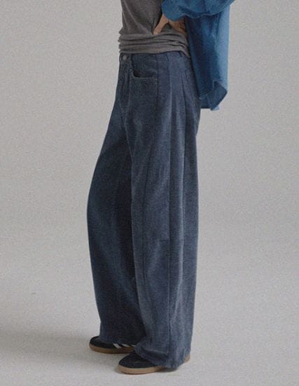 [RR]ダーツ切開ベルベットパンツ