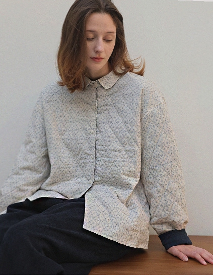 ディリーフラワーキルティング配色ブラウス