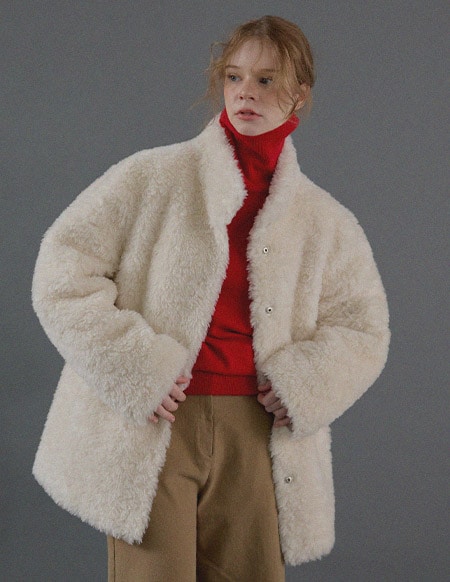 ネイツハイネックファージャケット