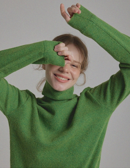 ハーツWOOLカラーニットポーラー