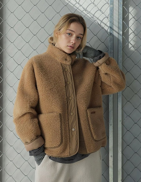 ロハーツハイネックブークレジャケット