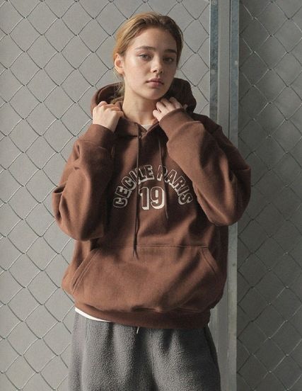 オント レタリング裏起毛フーディー