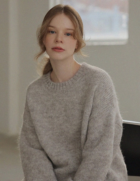 メルツウールラウンドニット