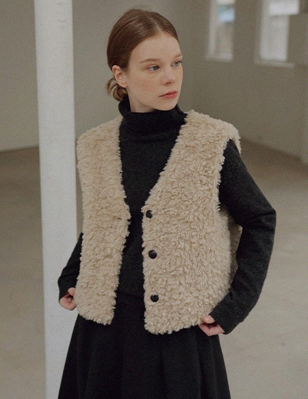 キンド Vネック ブークレベスト