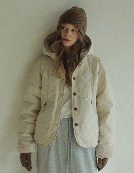 ポニアファー裏地付きフード付きジャンパー