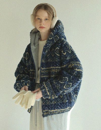 トリングラフィックボアフード付きジャンパー_navy