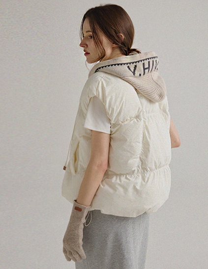 ロアン ニットフード付きパディングベスト