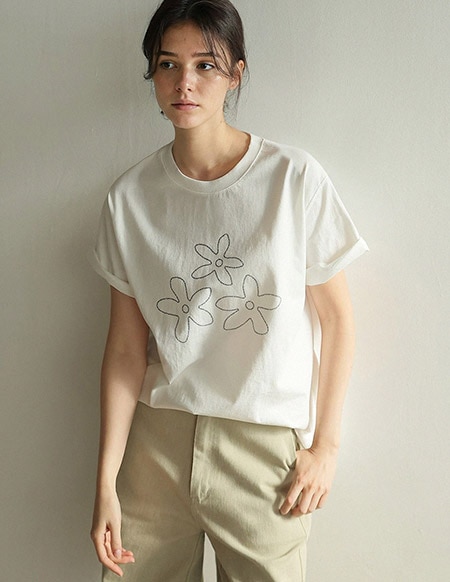 [RR]スピンフラワーグラフィックTシャツ