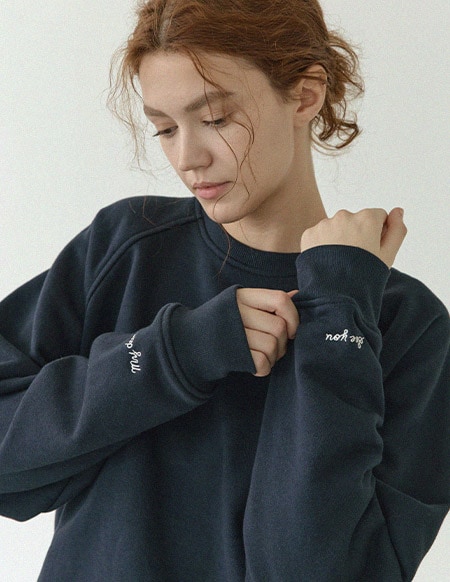 🌈[RR]ディア 袖刺繍 マンツーマン