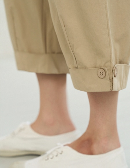 ダビ 裾ボタン付きゴムウエストパンツ