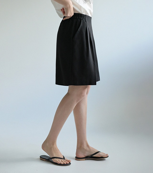 [RR]マンツレーヨンスパン4分丈ショーツ