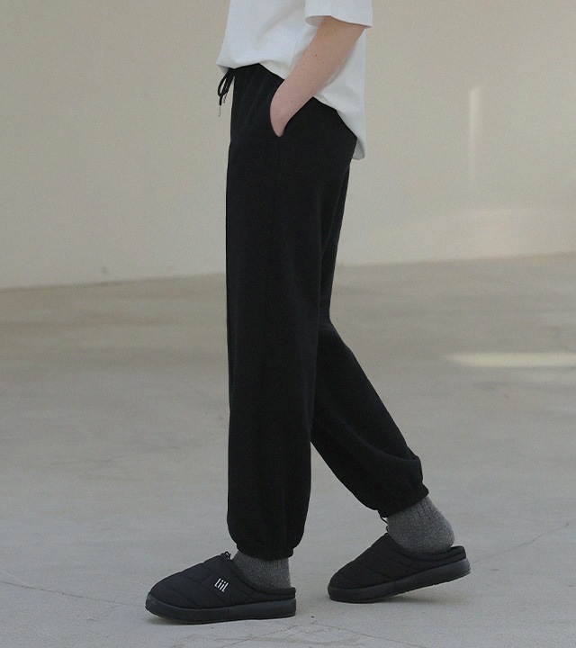 RR]グラムウォッシュド羊毛ジョガーパンツ