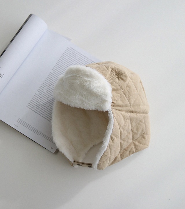 Sソフトファーキルティング耳飾り