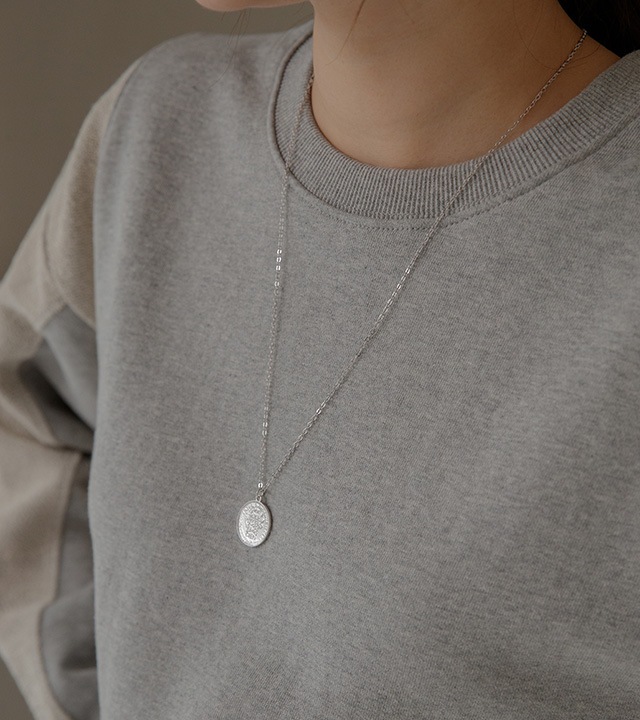シルバーサークルパンダントネックレス