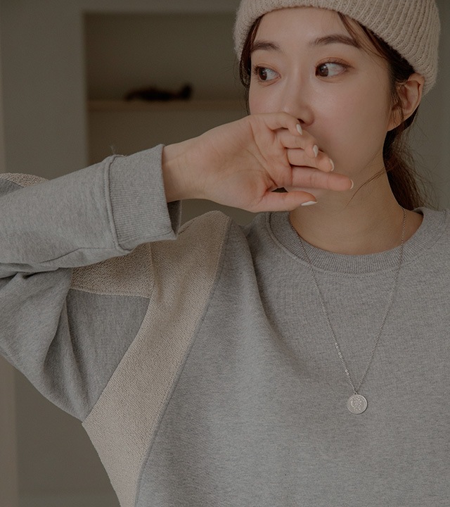 シルバーサークルパンダントネックレス