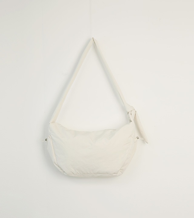 ハニーナイロンクロスバッグ