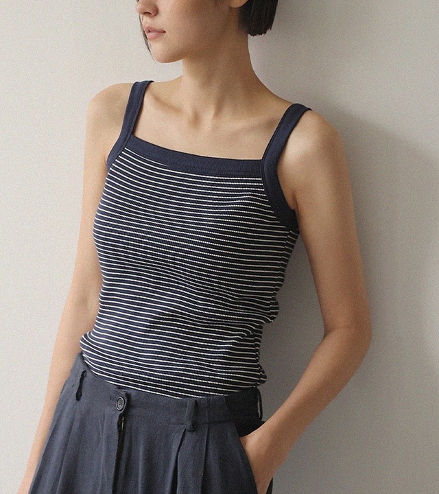 [RR]モニカS/Tノースリーブトップス