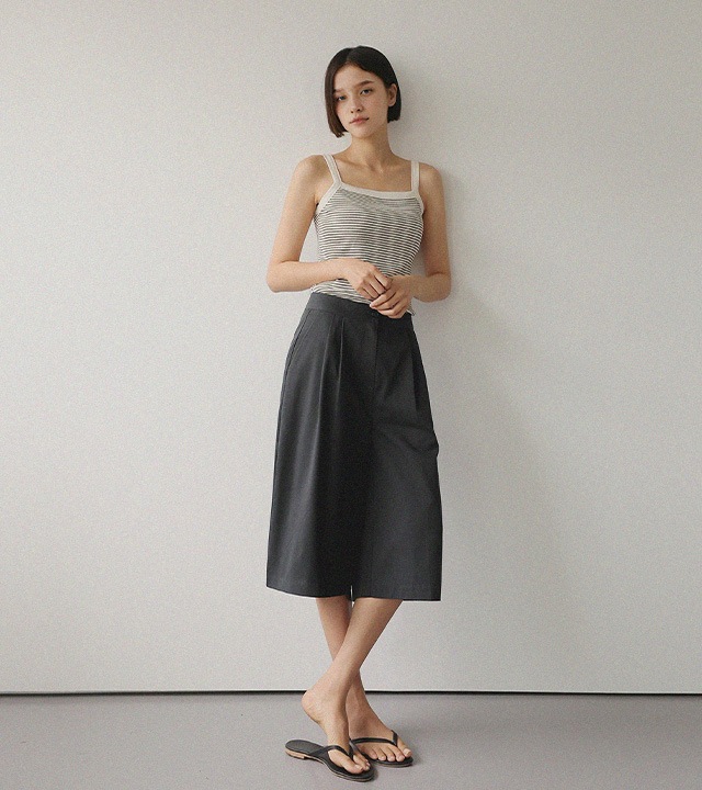 [RR]モニカS/Tノースリーブトップス