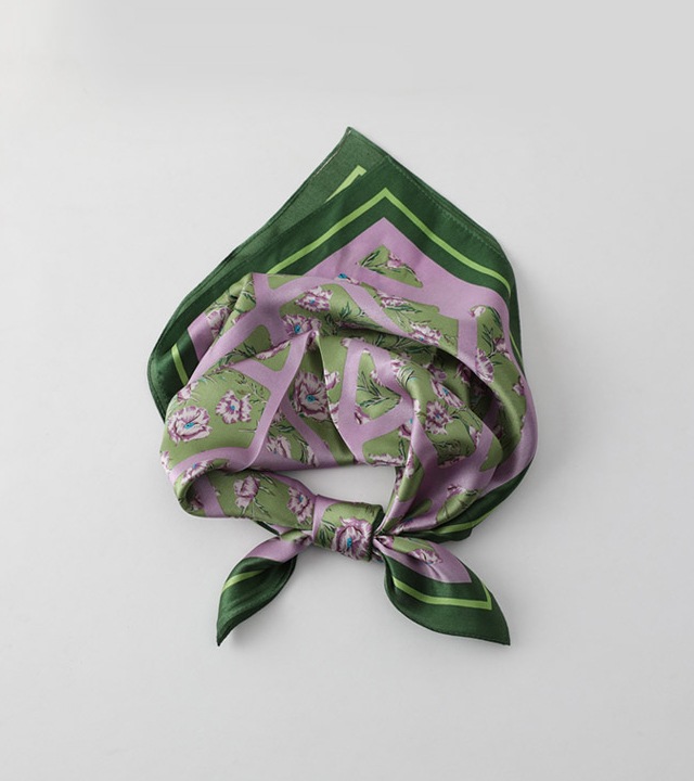 リアフラワーシルクスカーフ