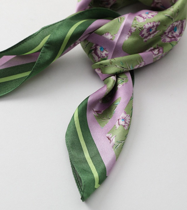 リアフラワーシルクスカーフ