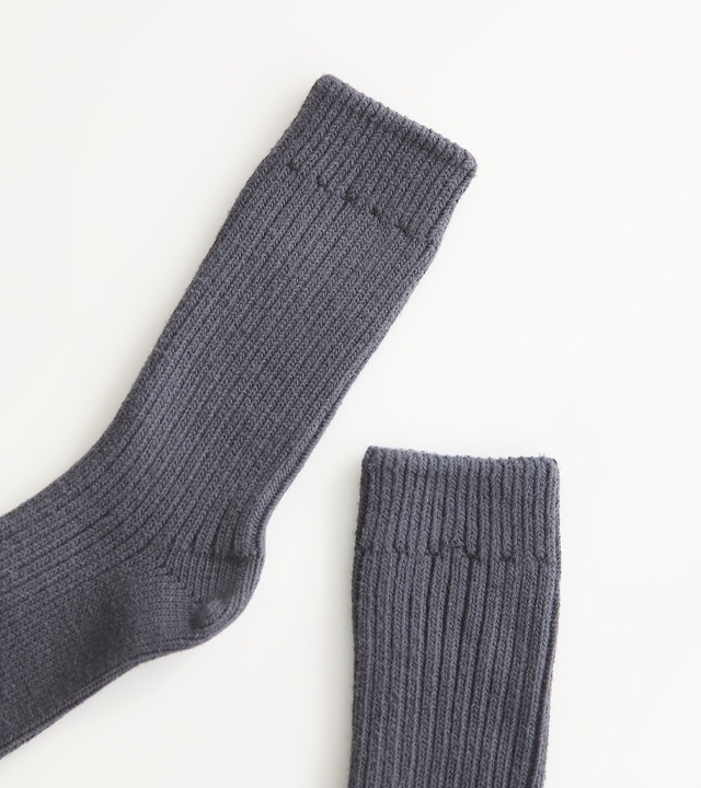 トムディウールリブハイネックソックス