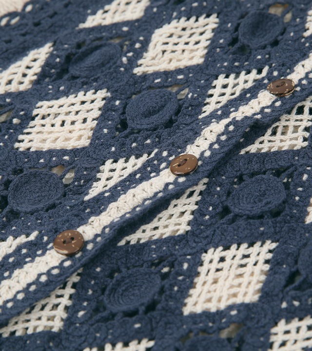 ネイビーかぎ針編みベスト