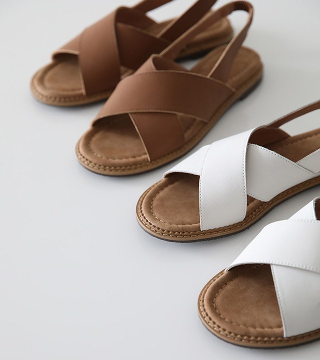 エディストラップバンディング牛革サンダル