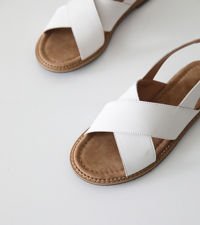 エディストラップバンディング牛革サンダル