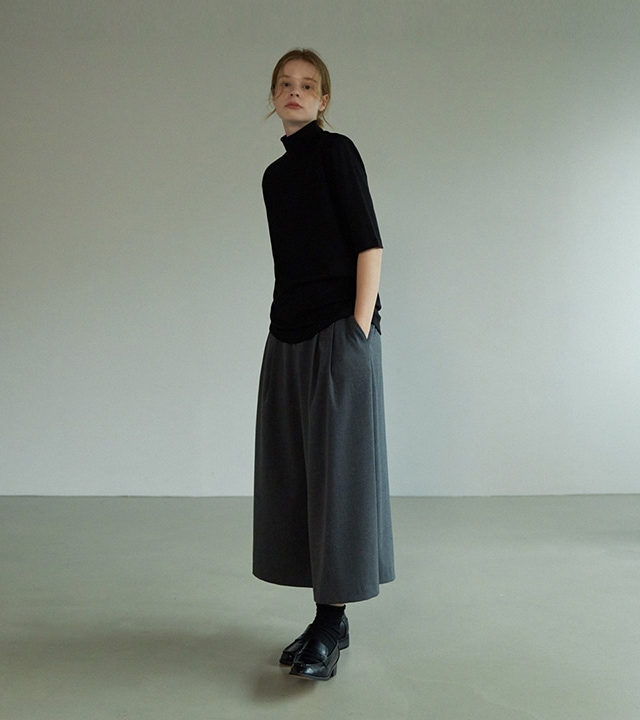 [RR]アンナフライスハーフネック5分袖トップス