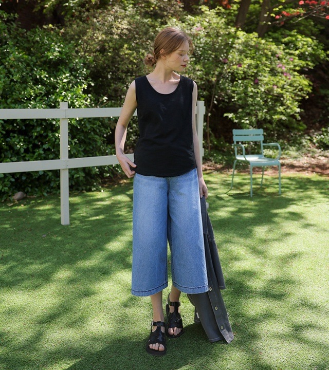 [RR]カッティングラウンドウォッシュ袖なしトップス