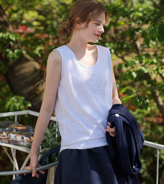 [RR]カッティングラウンドウォッシュ袖なしトップス