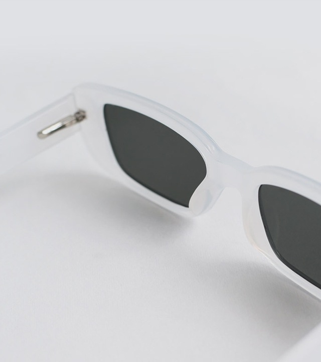 リアスクエアサングラス