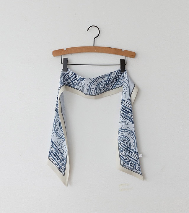 ラインツイリースカーフ