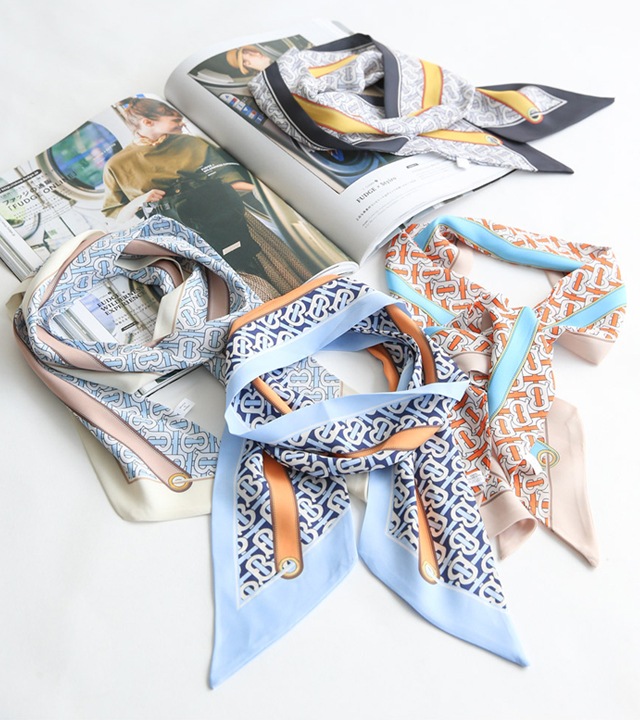 ジャコウツリー配色スカーフ