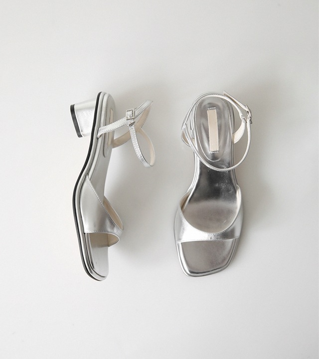 バードスクエアトゥスリングバックサンダル