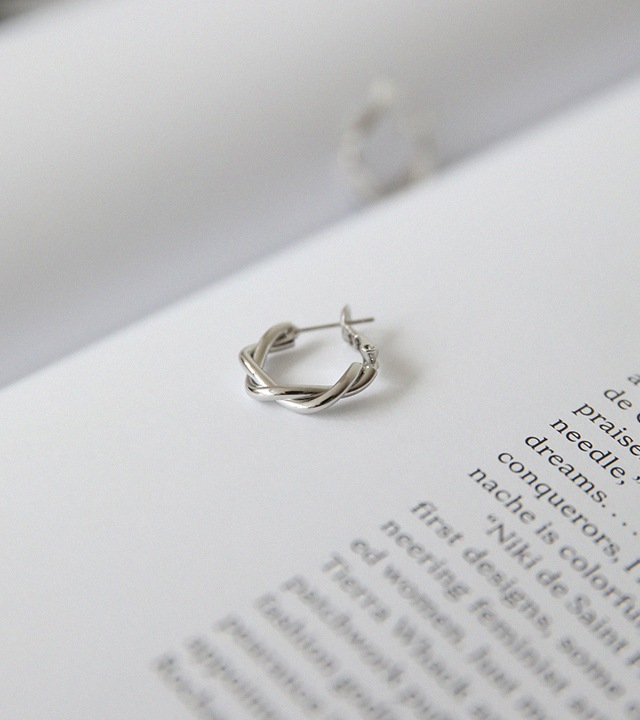 ルイシルバー＆ゴールドツイストピアス