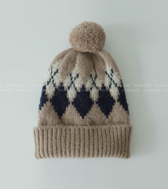 モエルアーガイルニットドロップビーニー