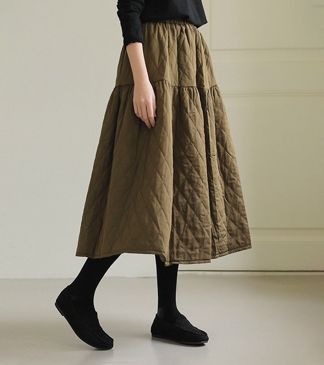 ルネルカットラインキルティングパッド入りスカート