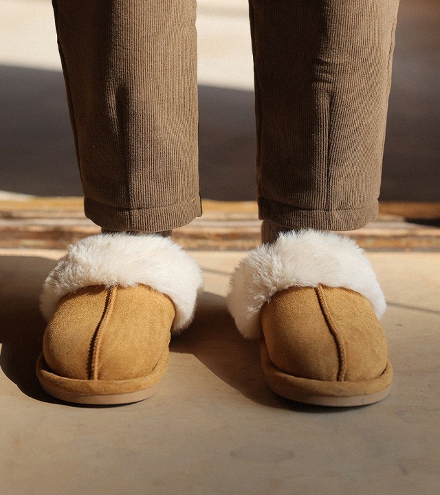 リブスエードボアフリーススリッパ
