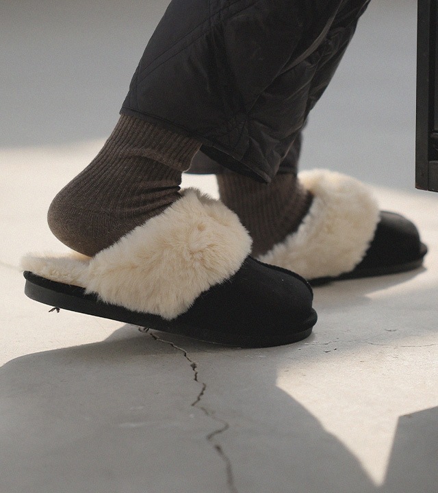 リブスエードボアフリーススリッパ