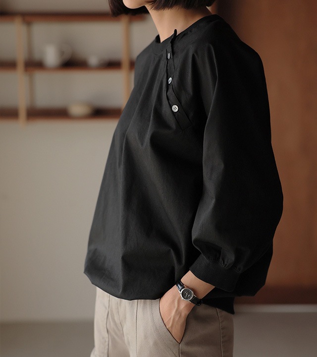 🌈[RR]ボタンシボリブラウスマンツーマン