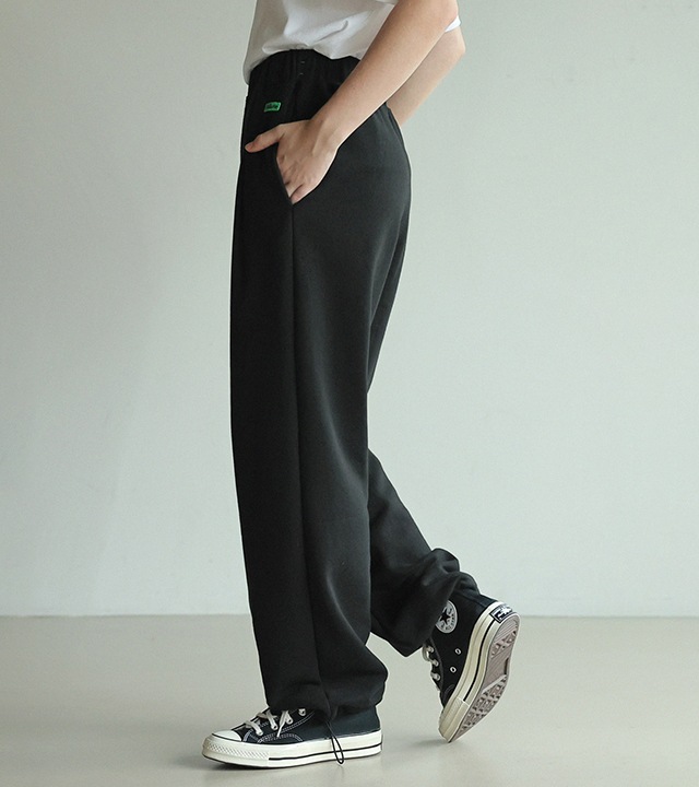 [RR]ダーツパッチストリング＆ジョガーパンツ