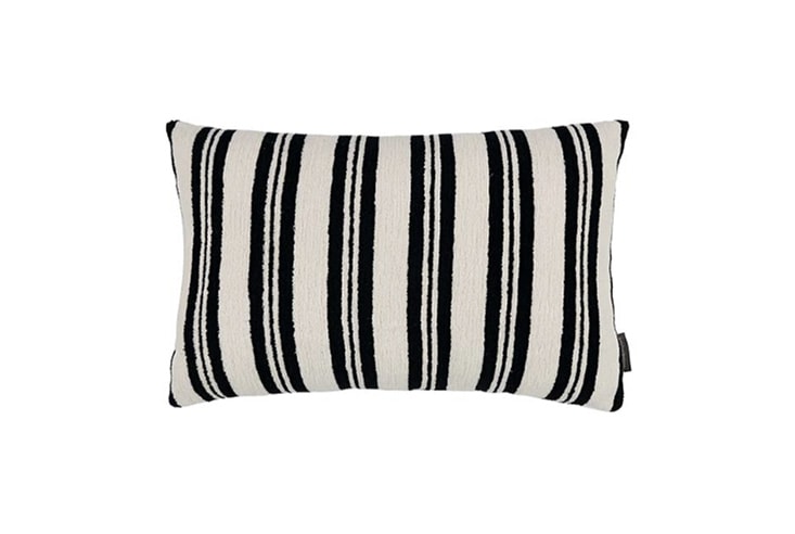 クッション kirkbydesign カークビーデザイン Knight KDC5364-03 (40×60)