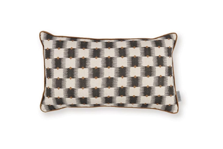 クッション ROMO ロモ Ziri RC801-03 (50×30)