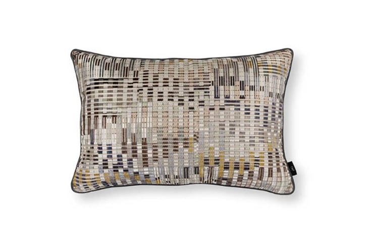 クッション BLACK edition ブラック・エディション Nyoka RBC132-01 (60×40)