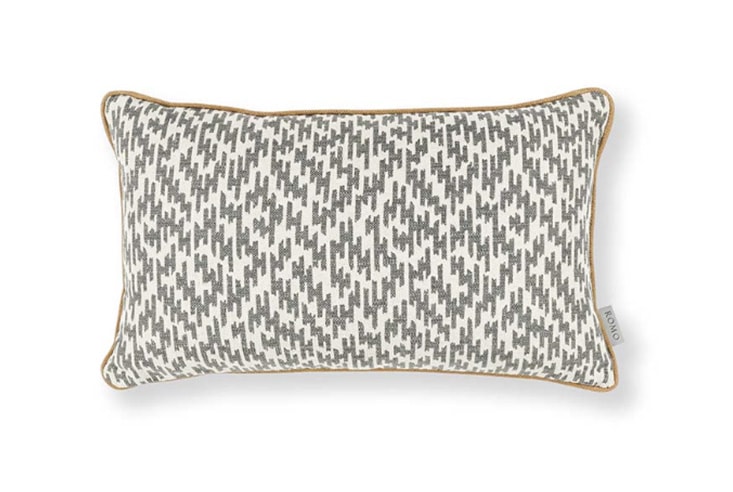 クッション ROMO ロモ Isala RC774-04 (50×30)