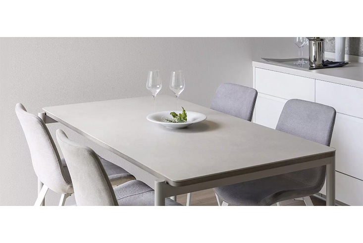 ダイニングテーブル MKMAEDA（エムケーマエダ）Charme dining table
