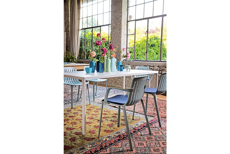 MAGIS PASSE-PARTOUT マジス パッセパトゥー 円型テーブル 【公式通販】