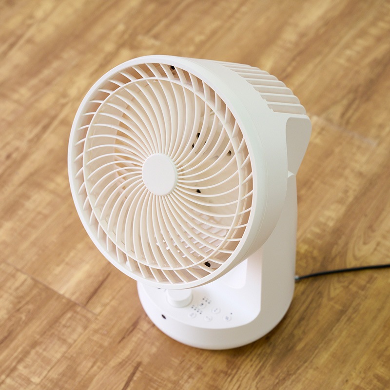 ±0 プラスマイナスゼロ DCサーキュレーターB320