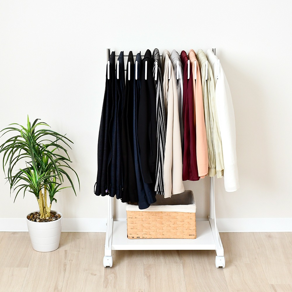 スラックスハンガー高さ伸縮式【12本掛・棚板付き】